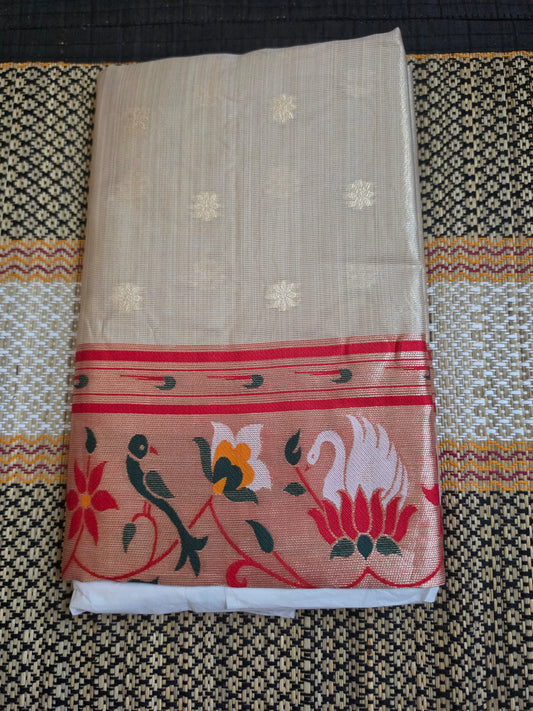 Paithani Saree - Cream & Coral Red Contrast Model Lotus and Peacock-Inspired Floral Motifs - PS100048