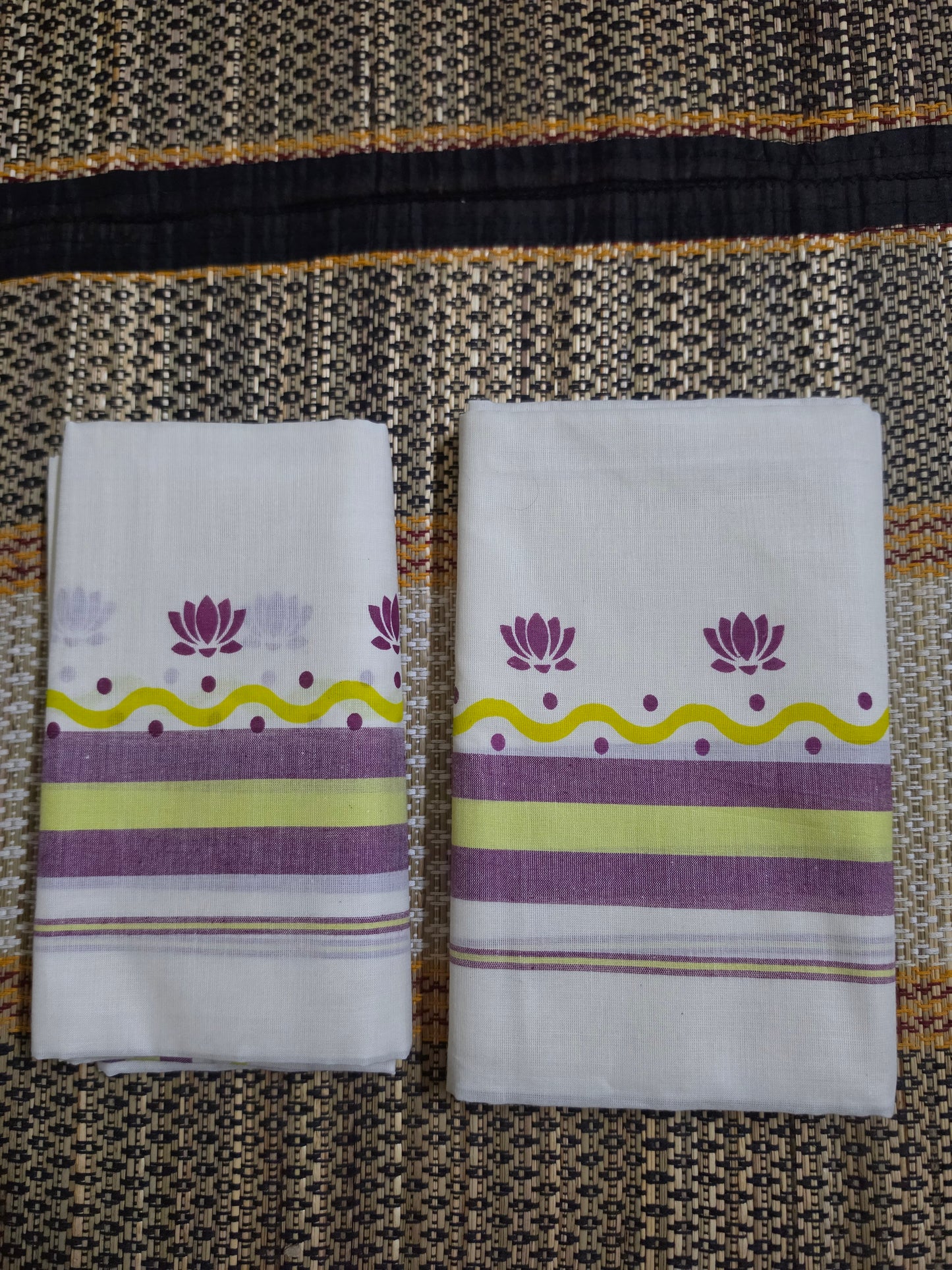 Set Mundu - Purple Lotus Motif - SMP100100