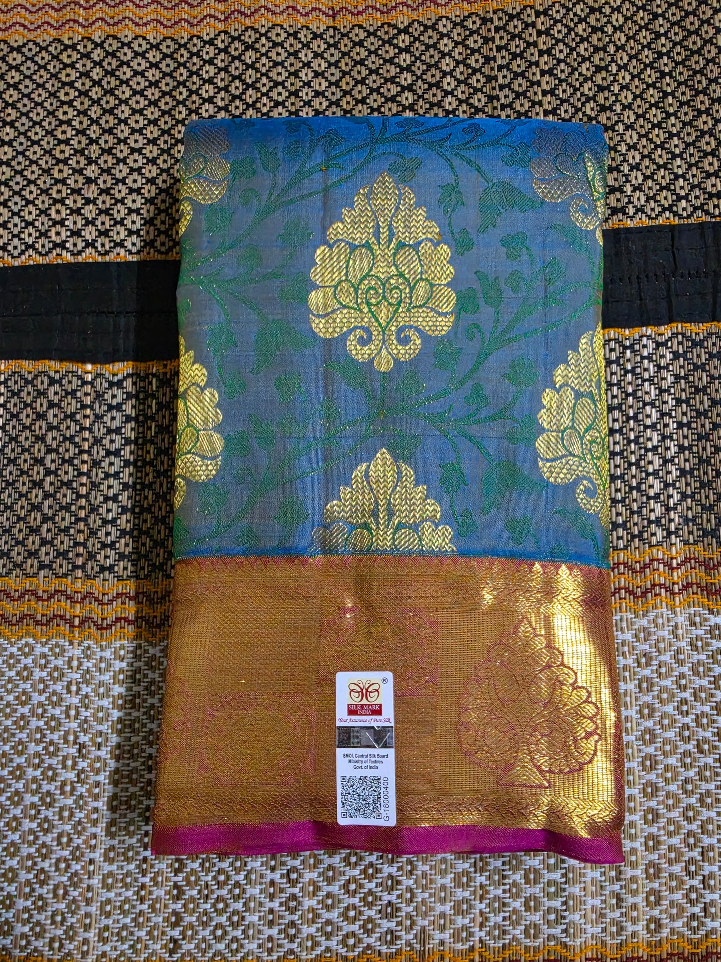 Pure Silk Saree with Floral Zari Motifs & Temple Border with Silk Mark Certified - PS1000143